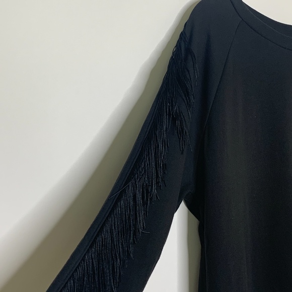 Levis Reese black fringe sleeve crewneck sweater - Picture 7 of 7